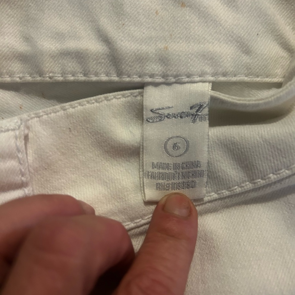 Seven7 Cream Denim Jean cropped - Picture 3 of 9
